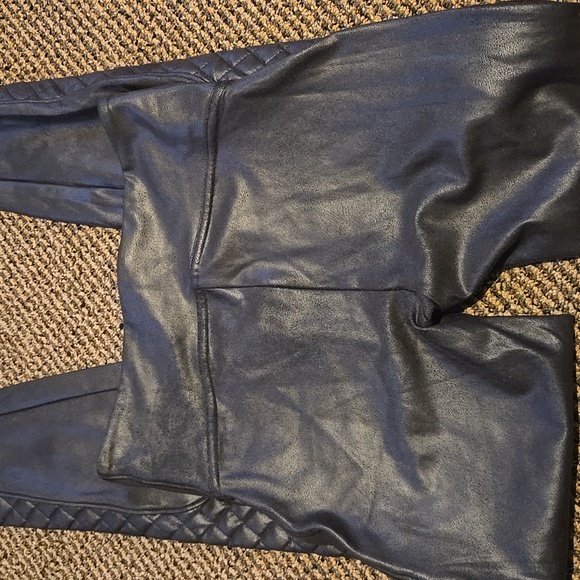 SPANX Black Quilted Faux Leather Elastic Leggings - Picture 5 of 5